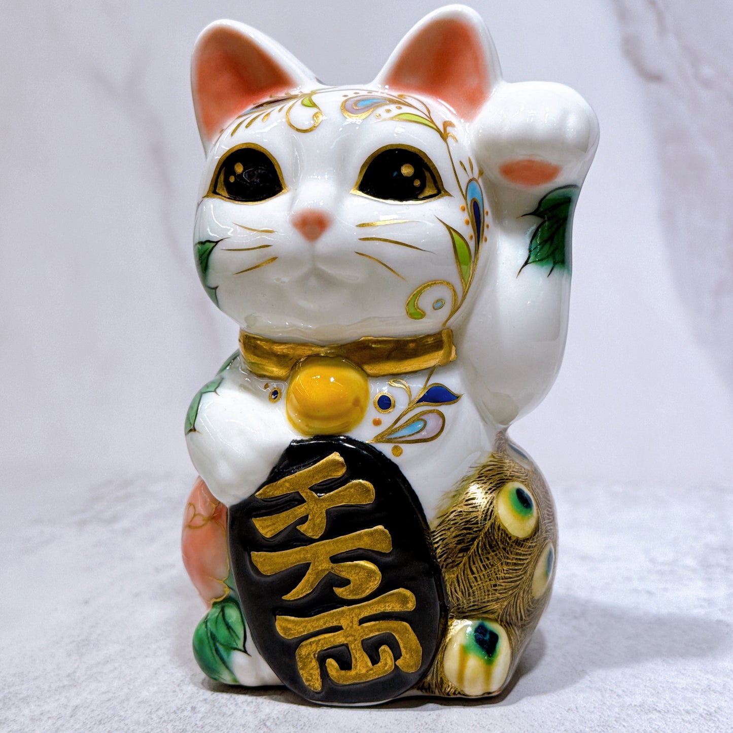 日本清水燒招財貓 色繪 孔雀牡丹圖