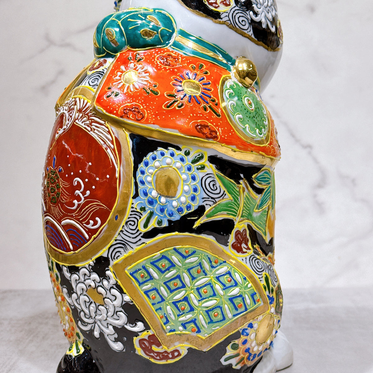 Japanese Kutani Ware Lucky Cat Fuji Daitomi No. 10