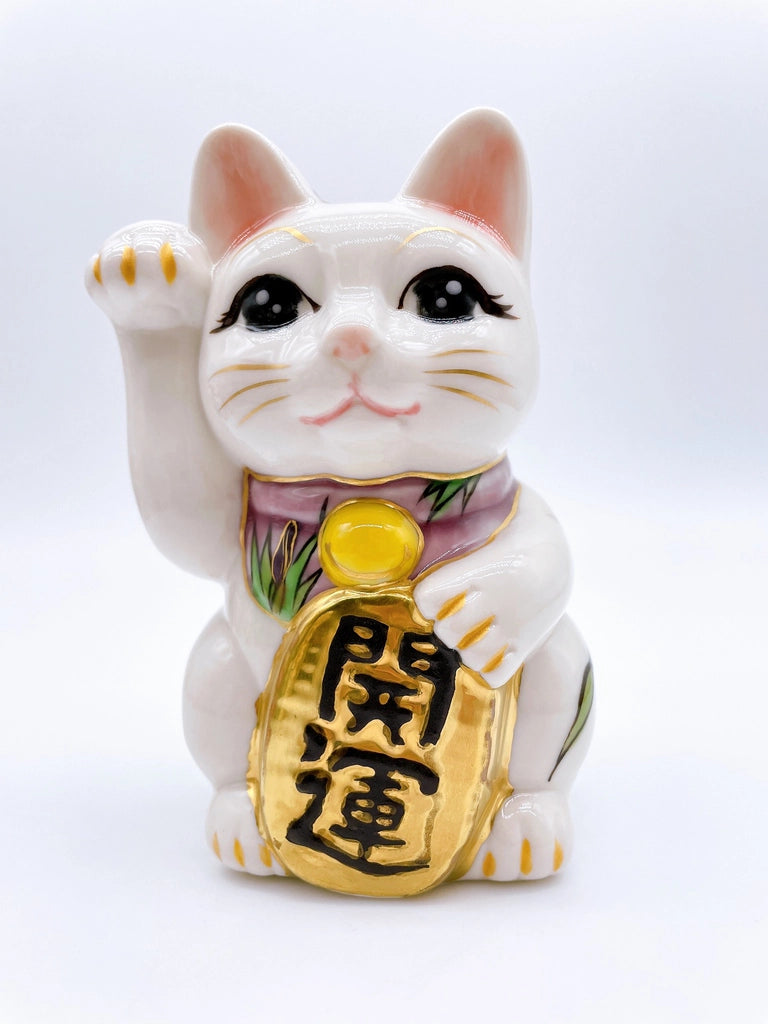 Japanese Kiyomizu-style lucky cat with white iris