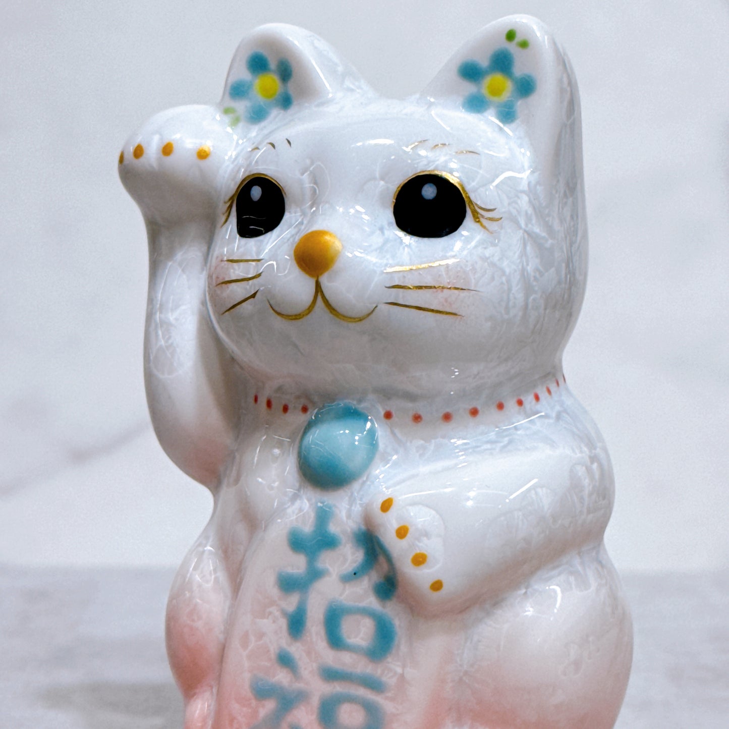 日本清水燒招財貓 花結晶 桃白 右 特小