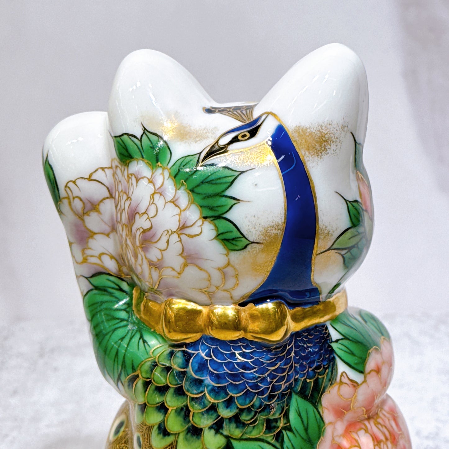 日本清水燒招財貓 色繪 孔雀牡丹圖