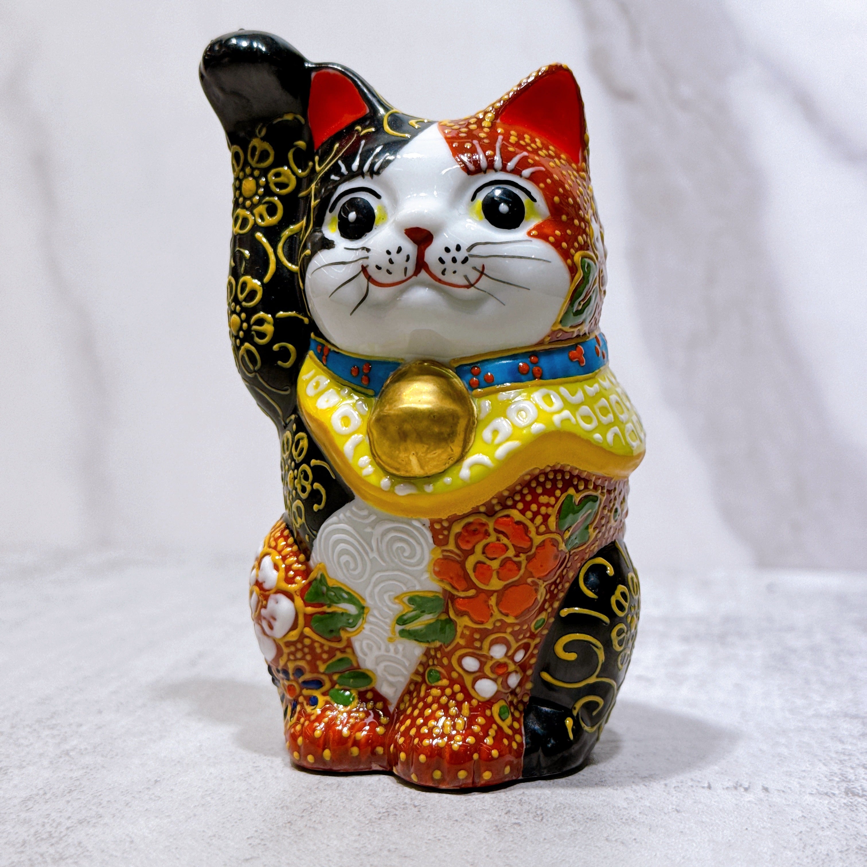 茶虎猫 日本九谷烧招财猫赤黑华盛3.7号– Ourlittlezoneluckycat |日本.招財貓