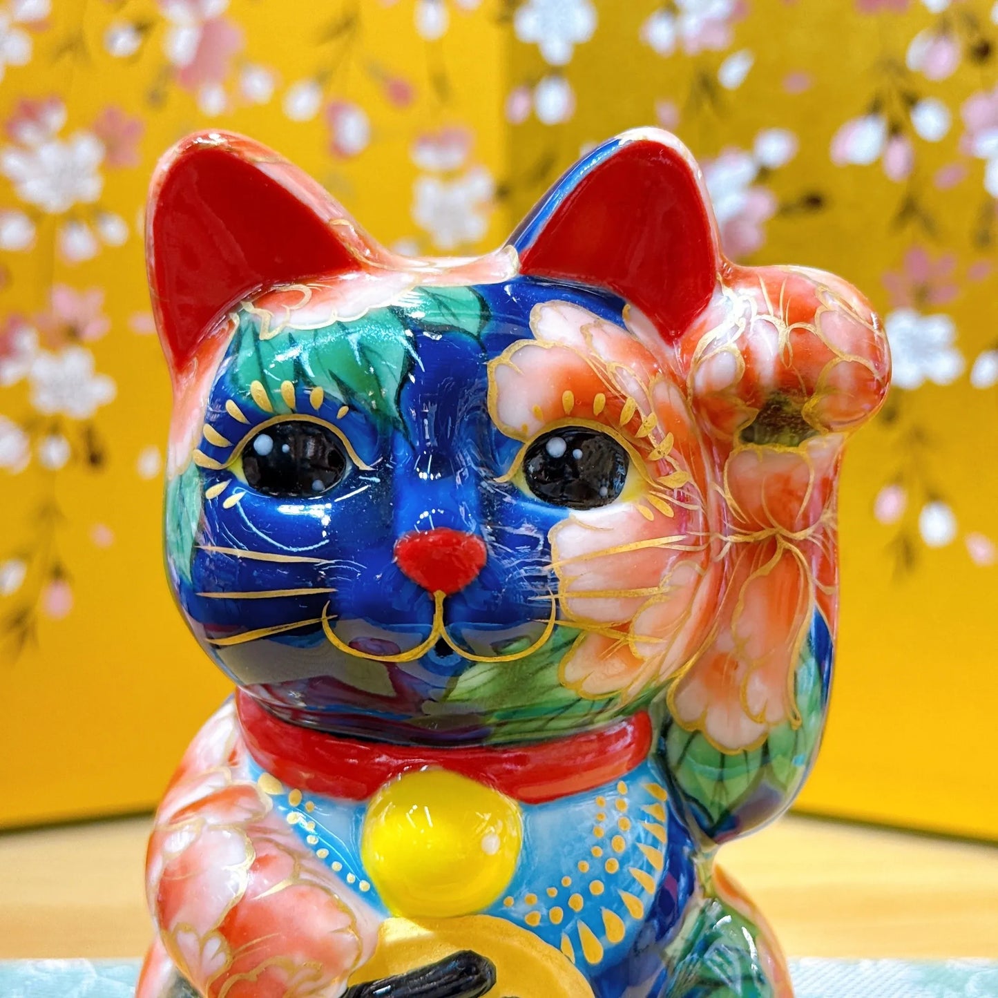 日本清水烧招财猫 色绘 琉璃地牡丹