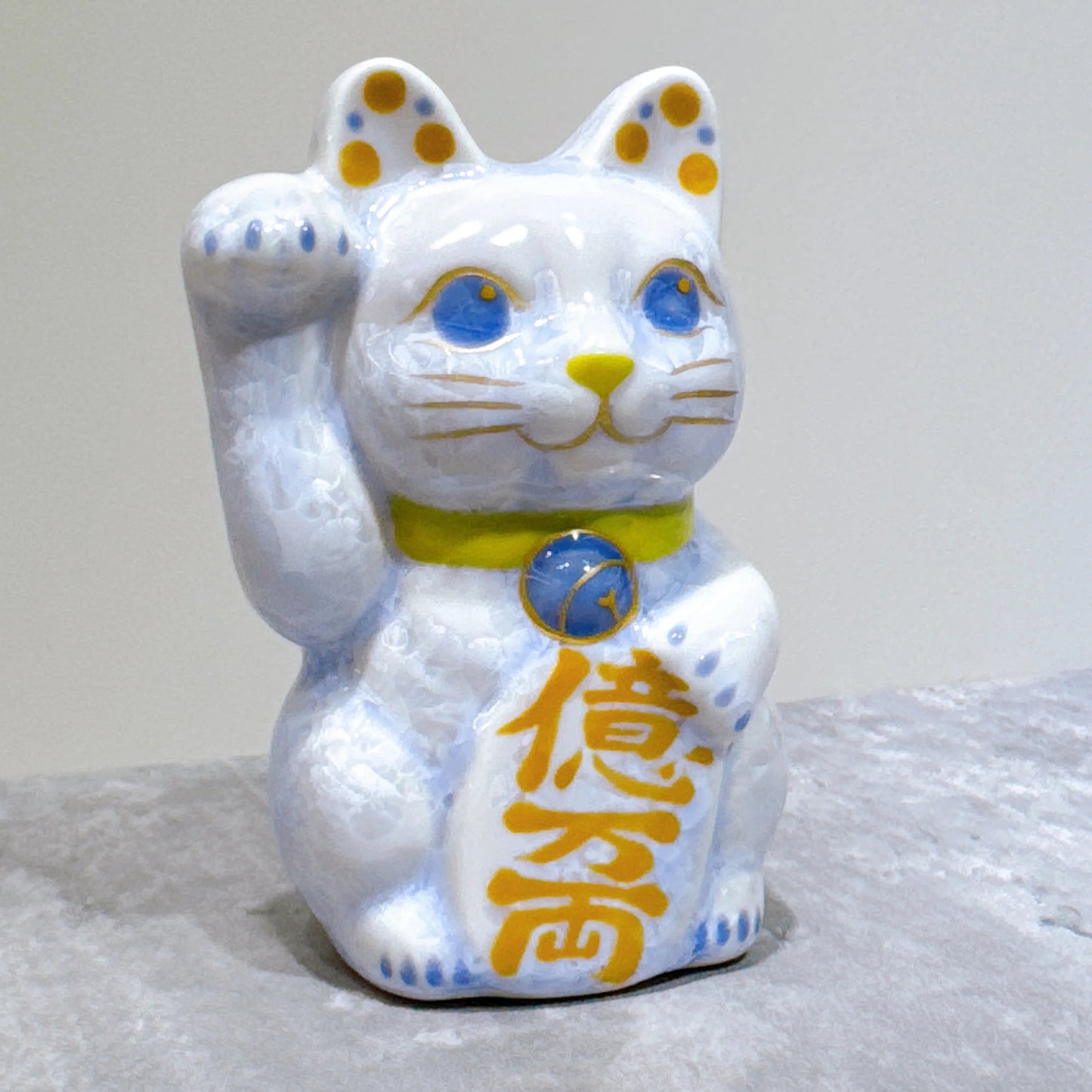 日本清水燒招財貓 花結晶 藤 億萬両 右 特小