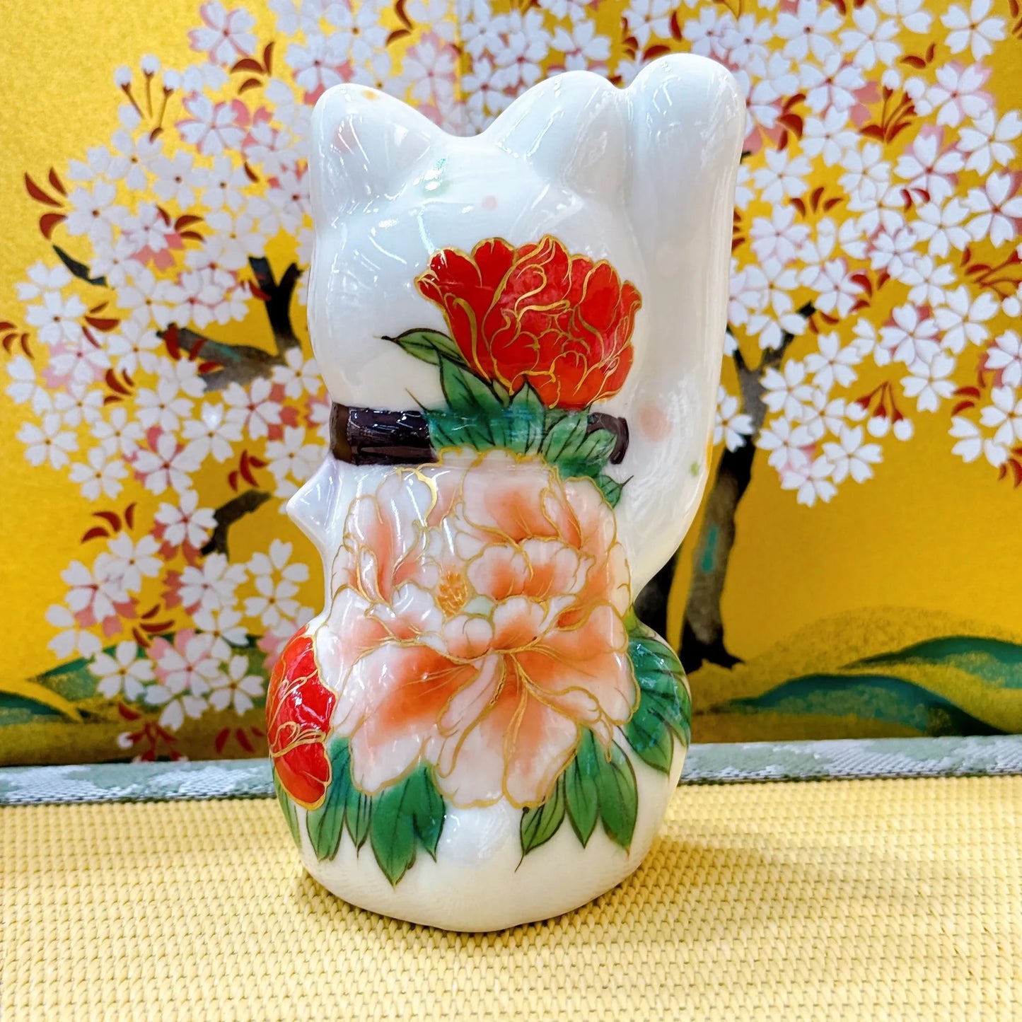 日本清水燒招財貓 色繪 白地牡丹