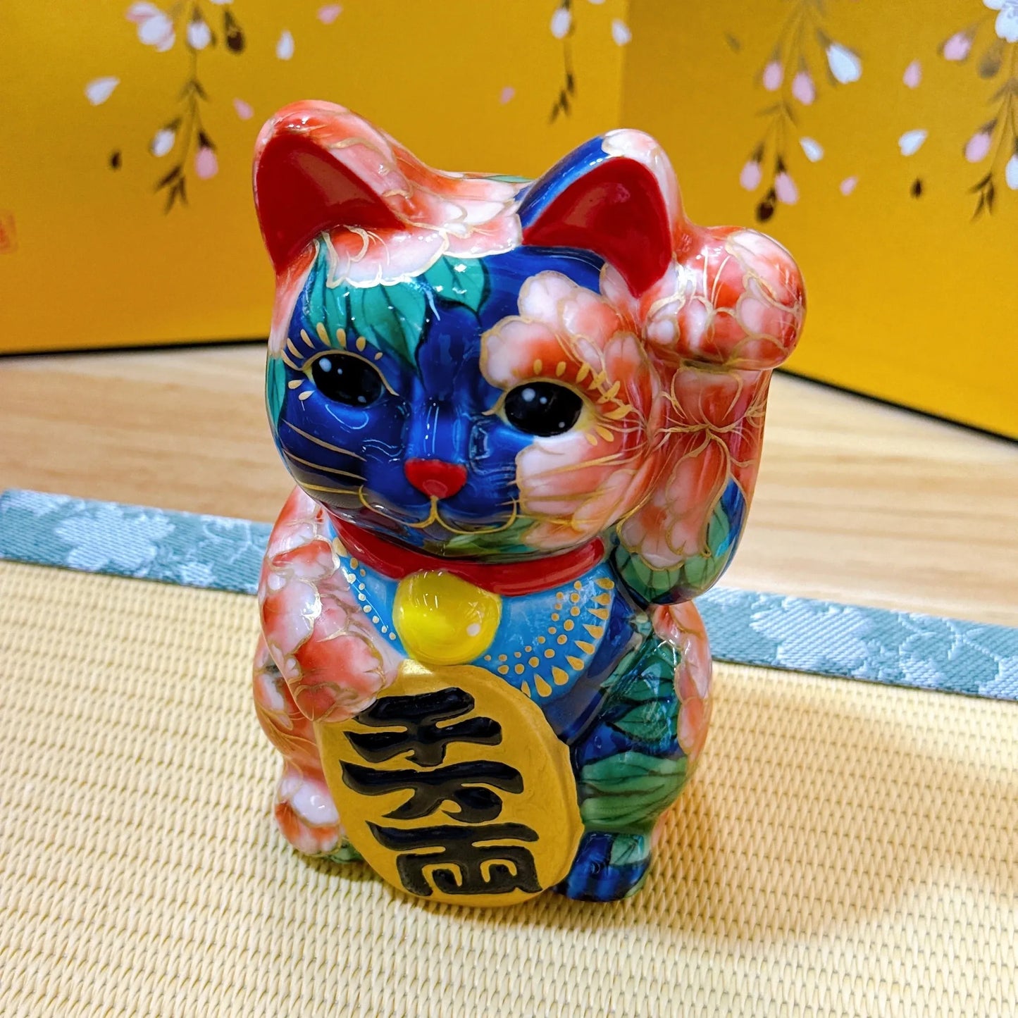 日本清水烧招财猫 色绘 琉璃地牡丹