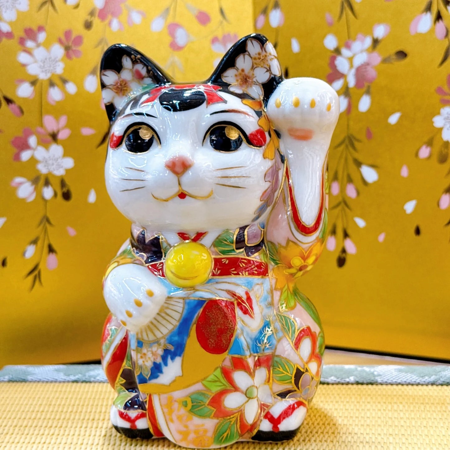 日本清水烧招财猫 色绘 舞妓鲤