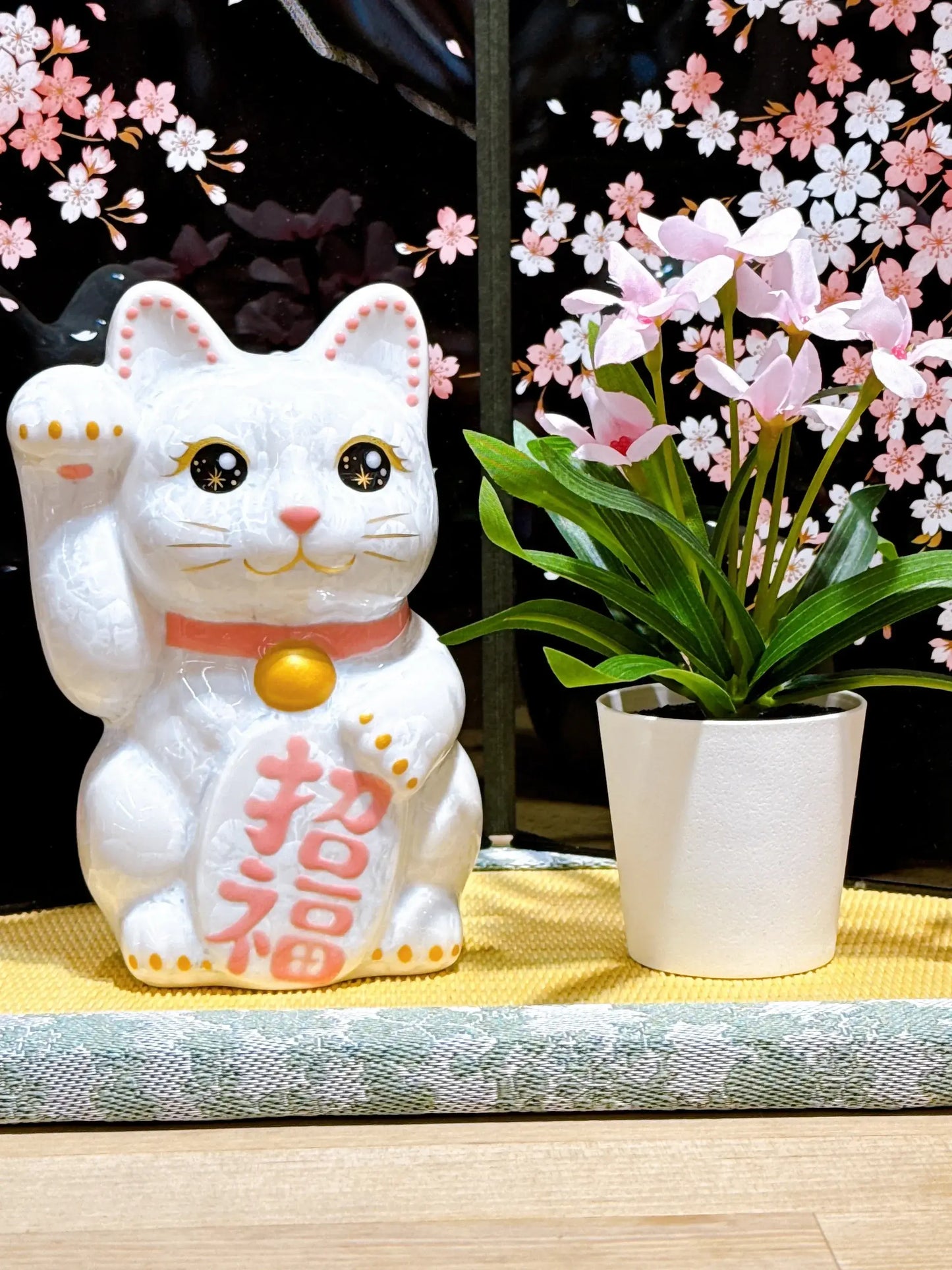 日本清水燒招財貓 花結晶 白 招福 右
