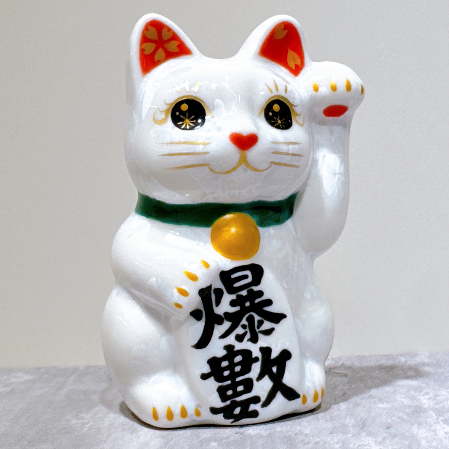 日本清水燒招財貓 花結晶 白 爆數 左 特小
