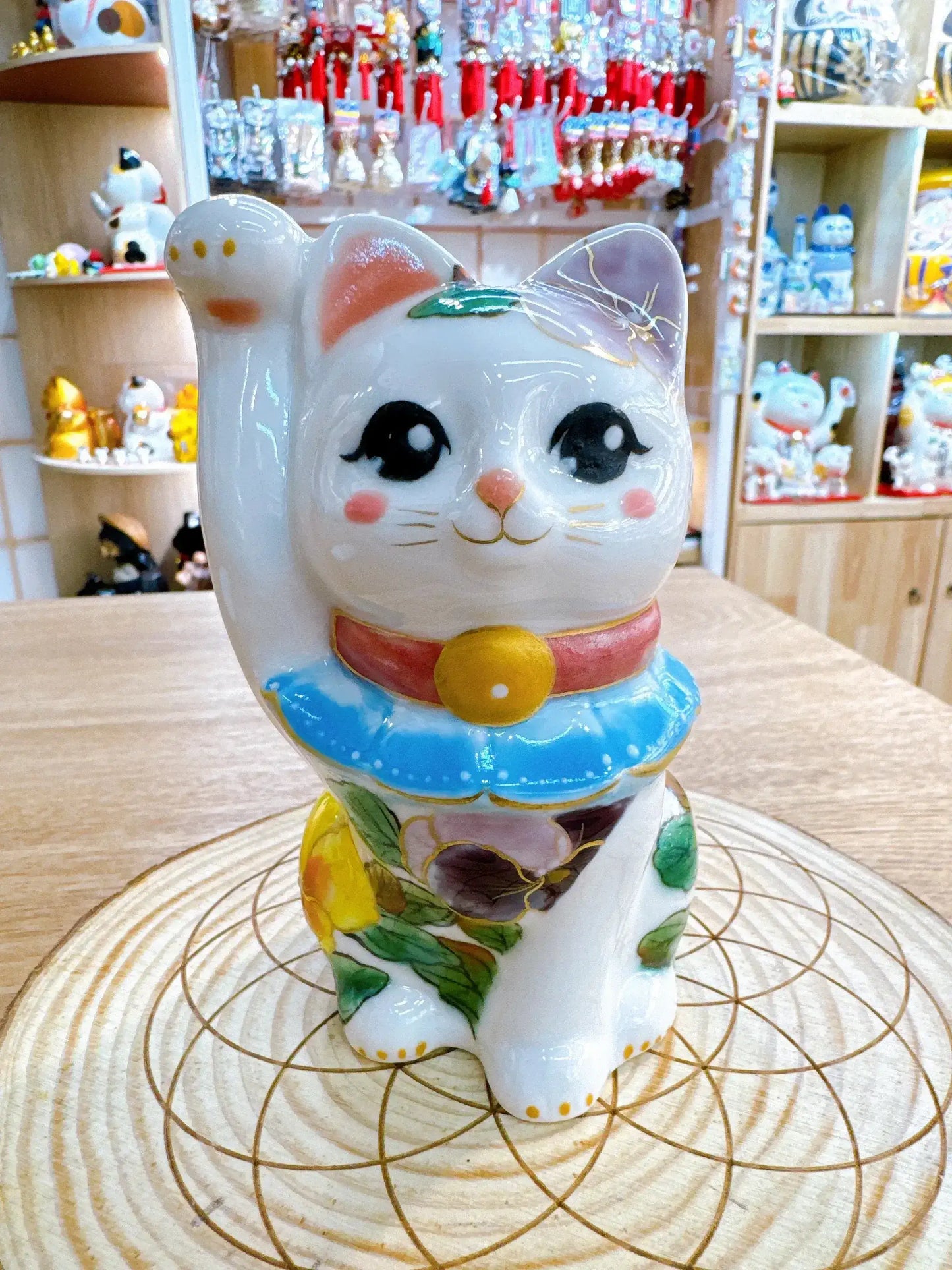 日本清水燒招財貓 色繪 白地三色堇