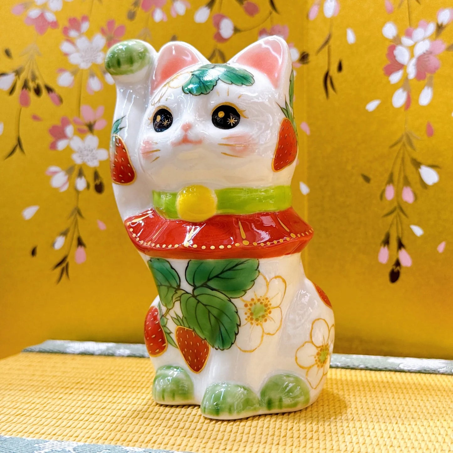 日本清水燒招財貓 色繪 白地 草莓