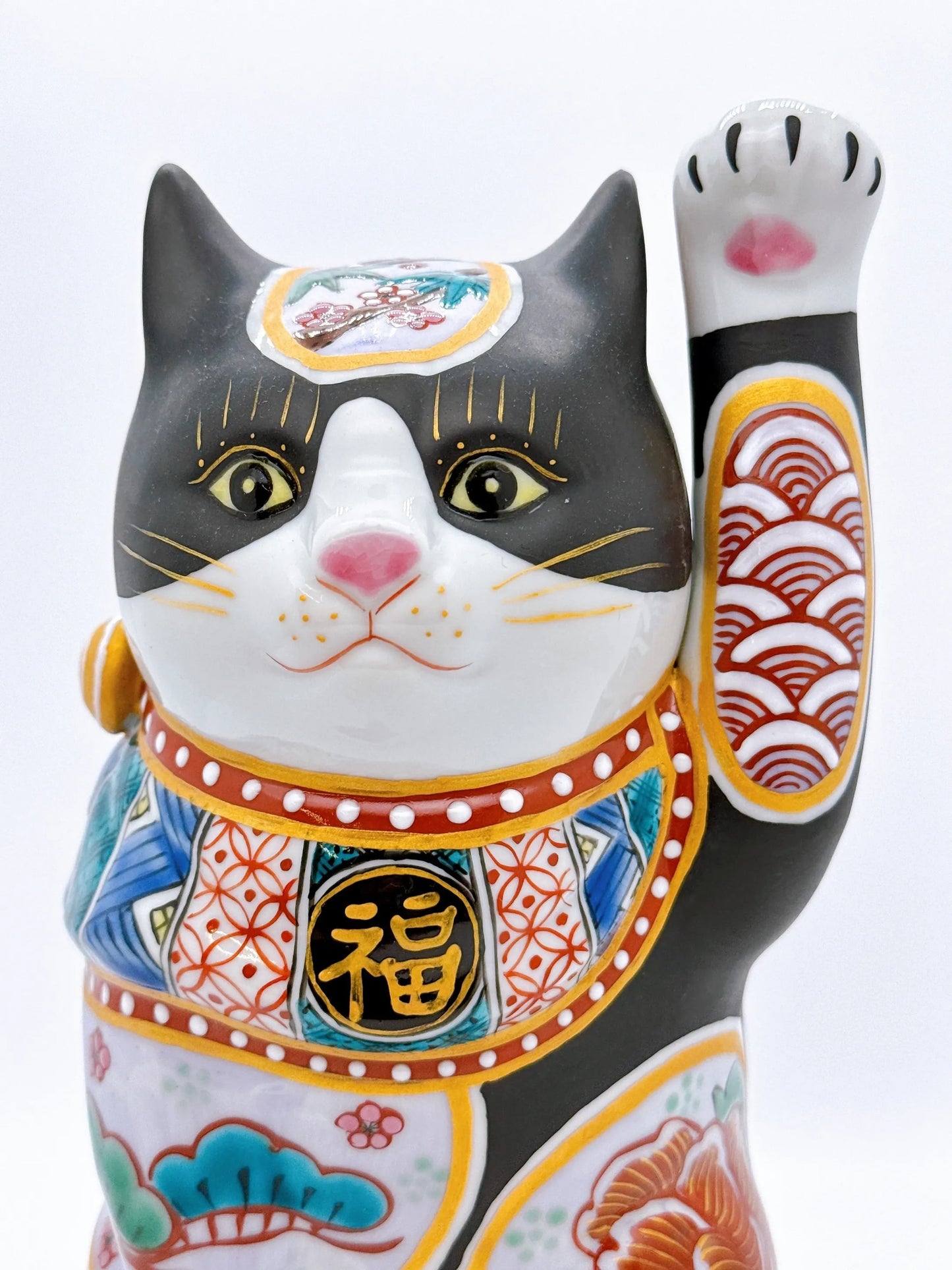日本九谷烧招财猫 黑地 松竹梅