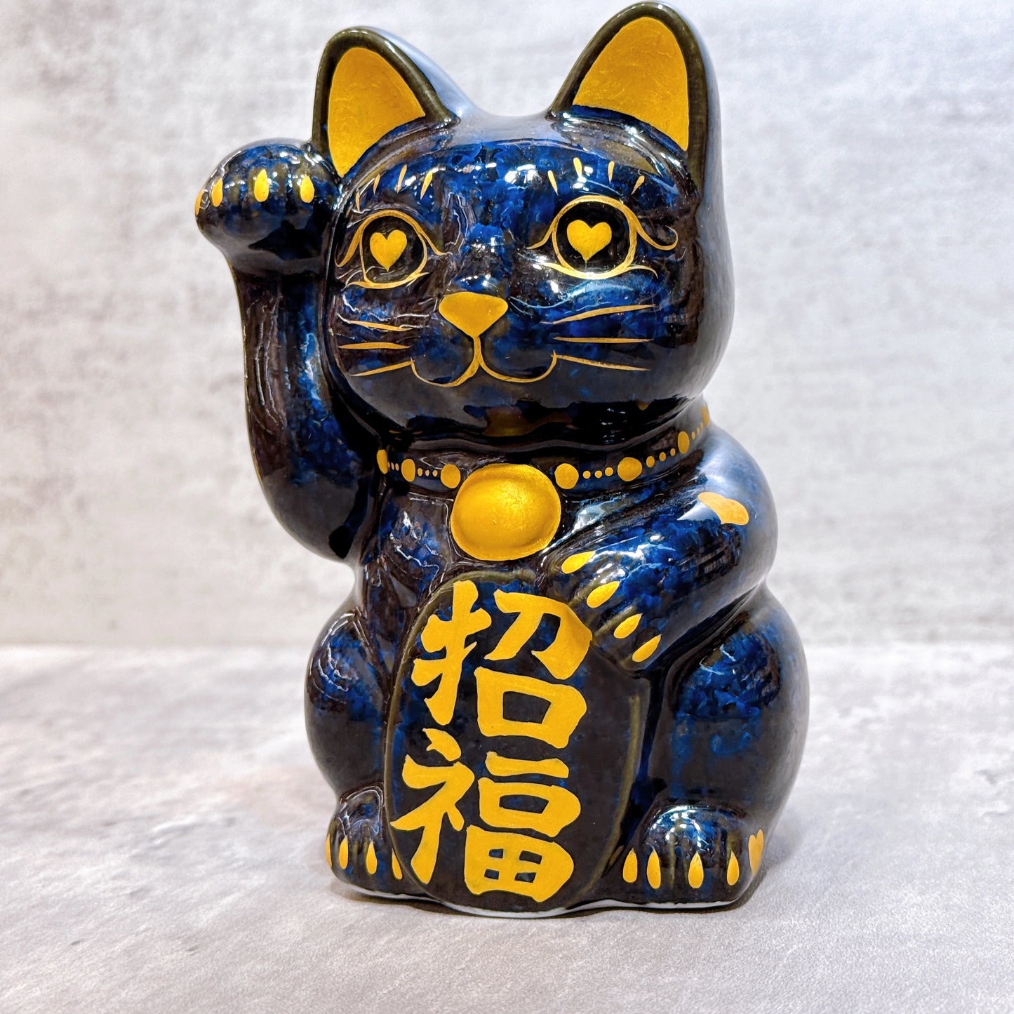 日本清水燒招財貓 青墨 金彩心 招福 右