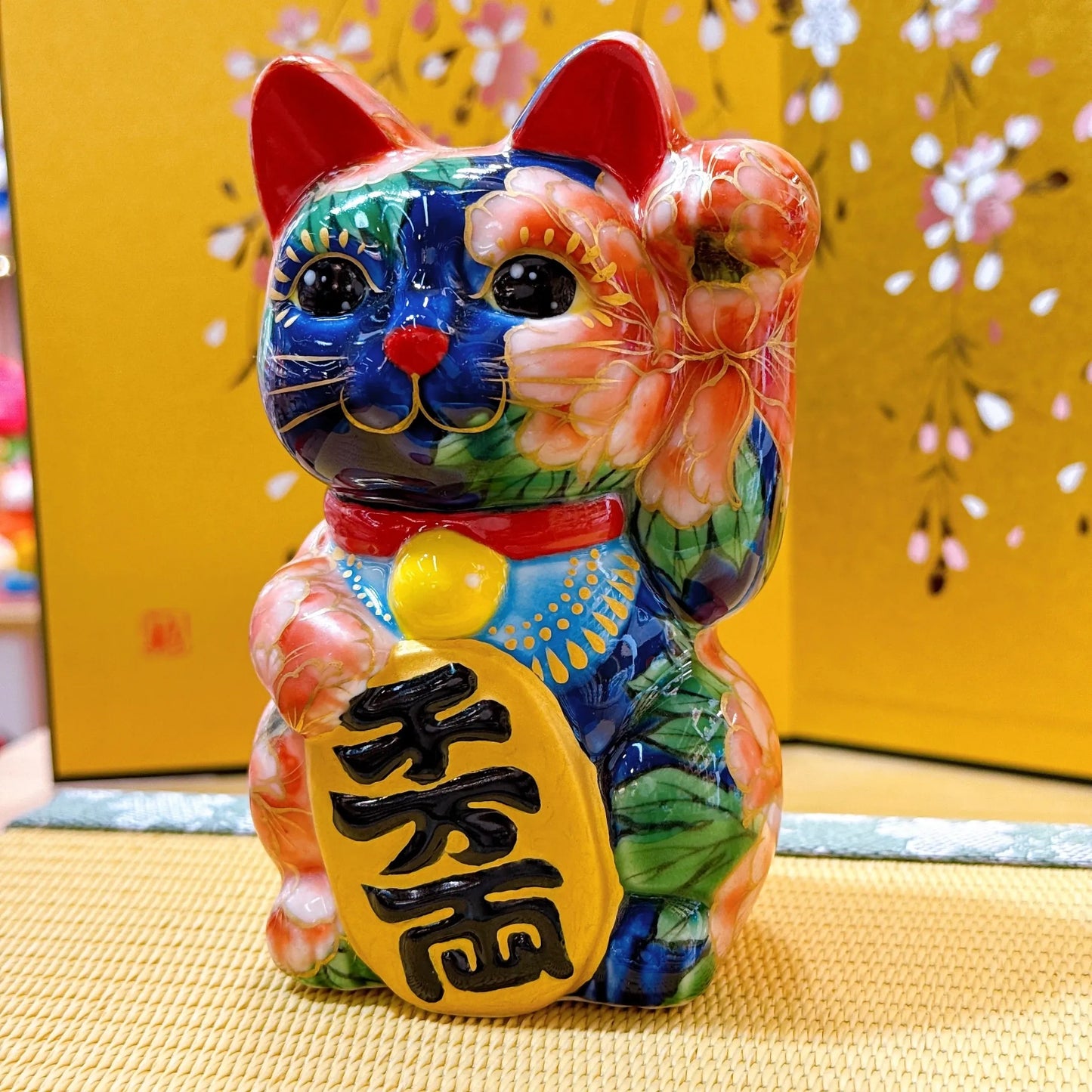 日本清水烧招财猫 色绘 琉璃地牡丹