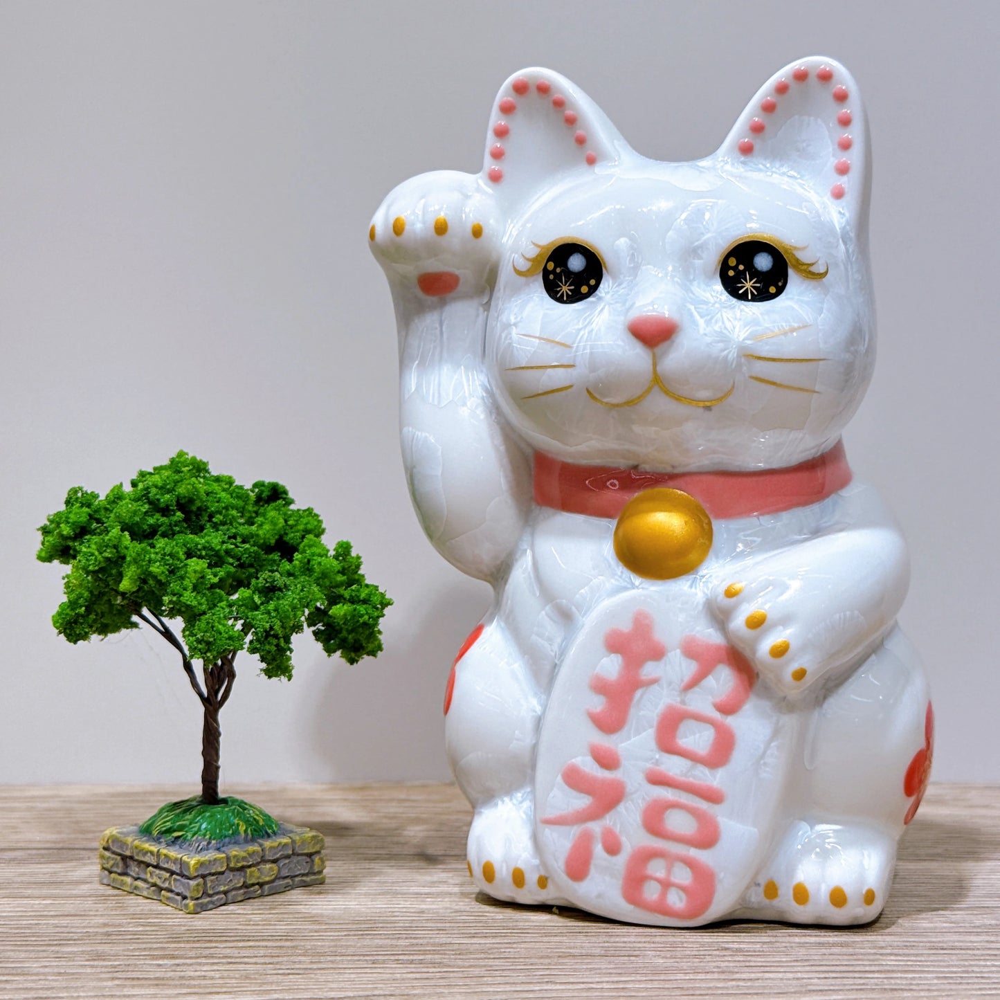 日本清水燒招財貓 花結晶 白 体花 招福 右