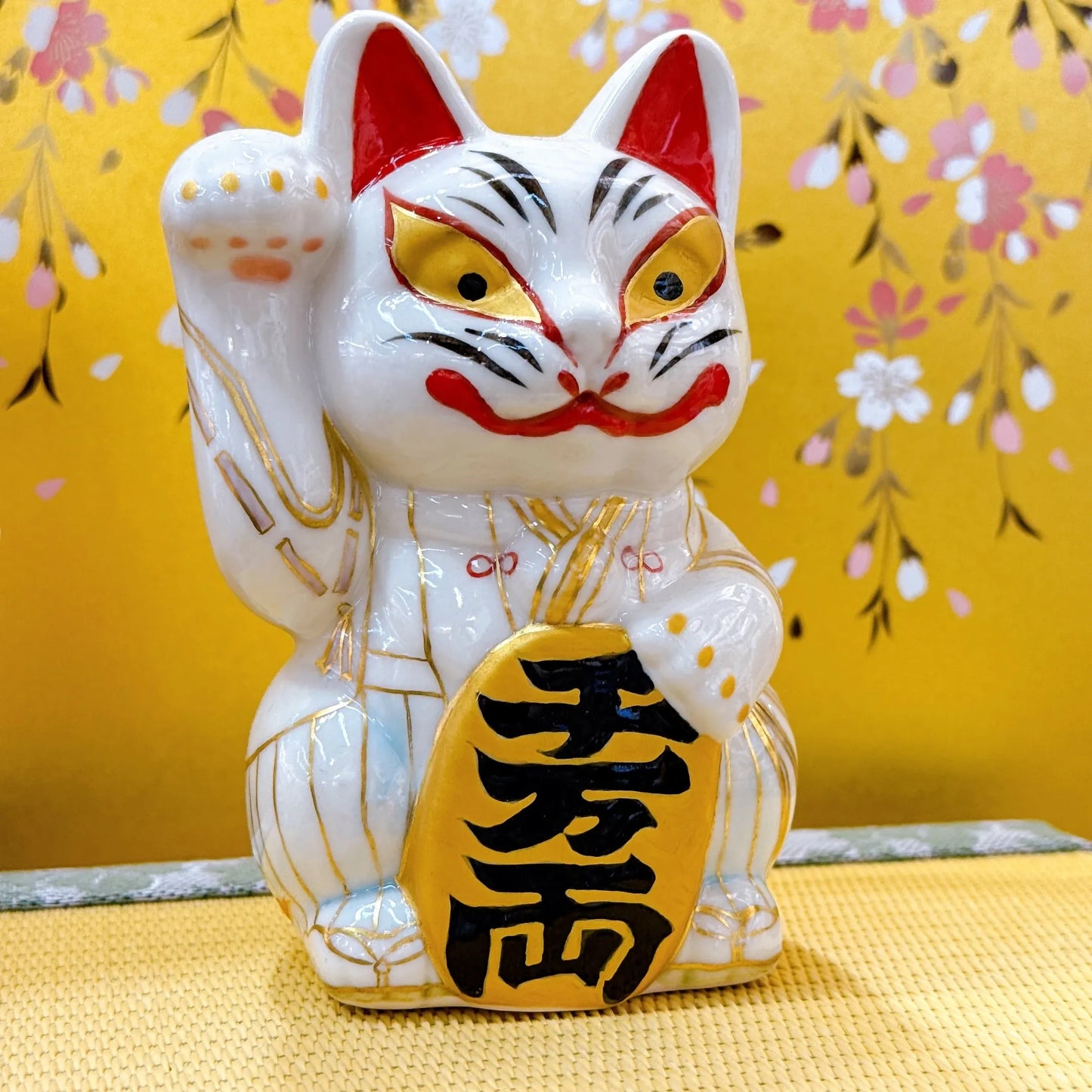日本清水烧招财猫白狐