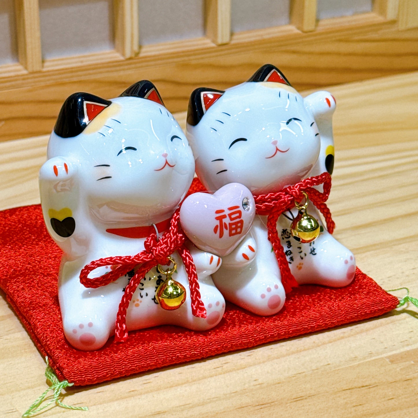 日本彩繪戀愛成就招財貓