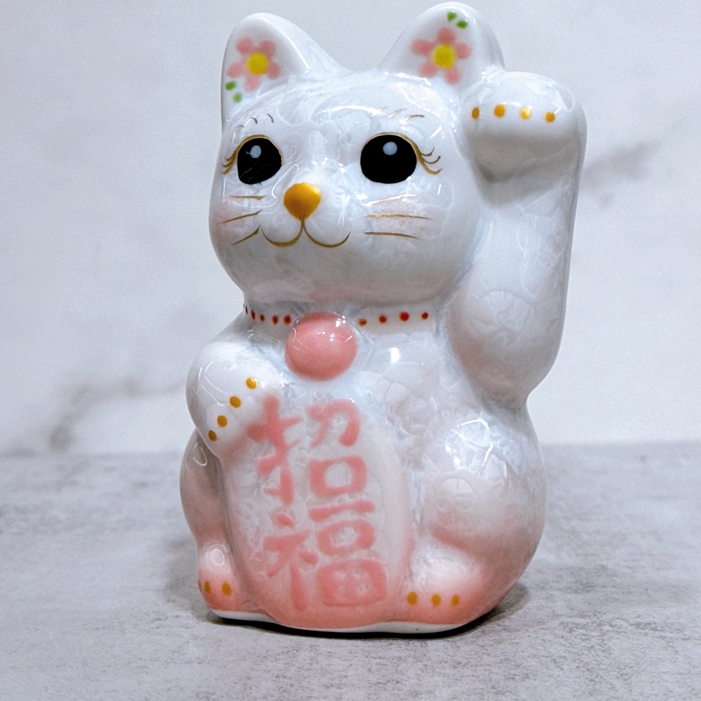 日本清水燒招財貓 花結晶 桃白 左 特小