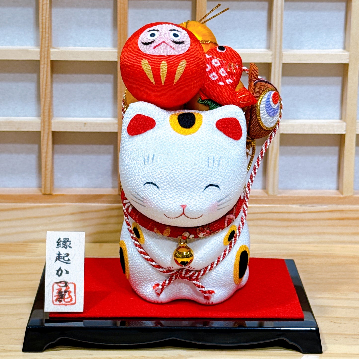 The Origin of the Japanese Daruma Gold Vault Lucky Cat