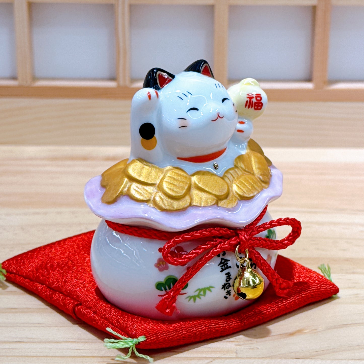 日本円滿金庫招財貓