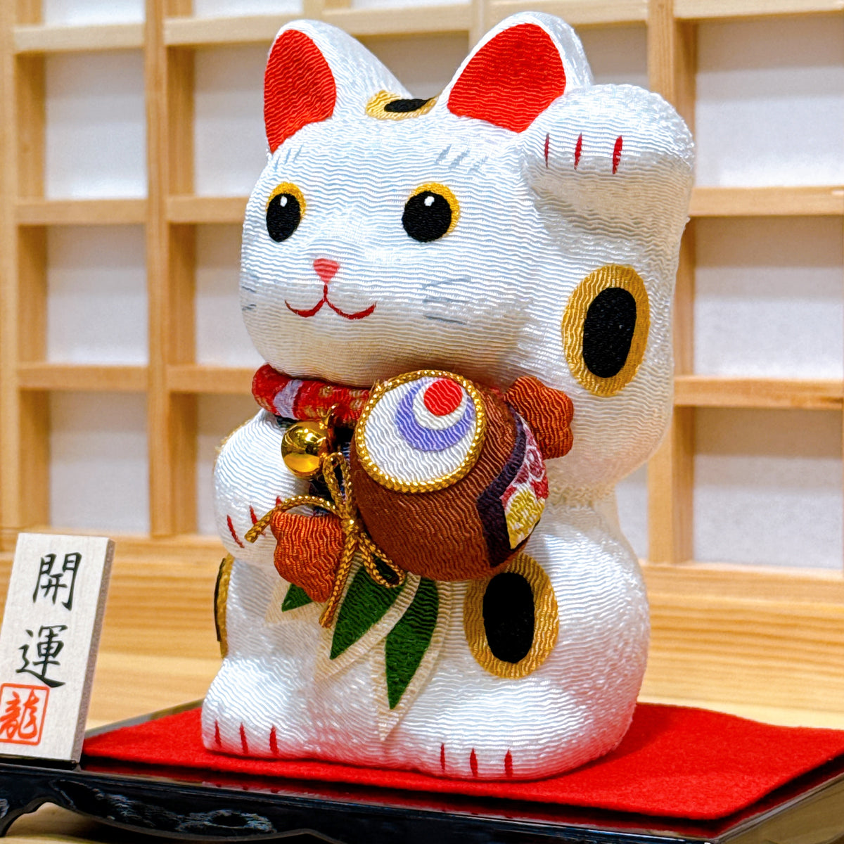 Japanese lucky mallet lucky cat