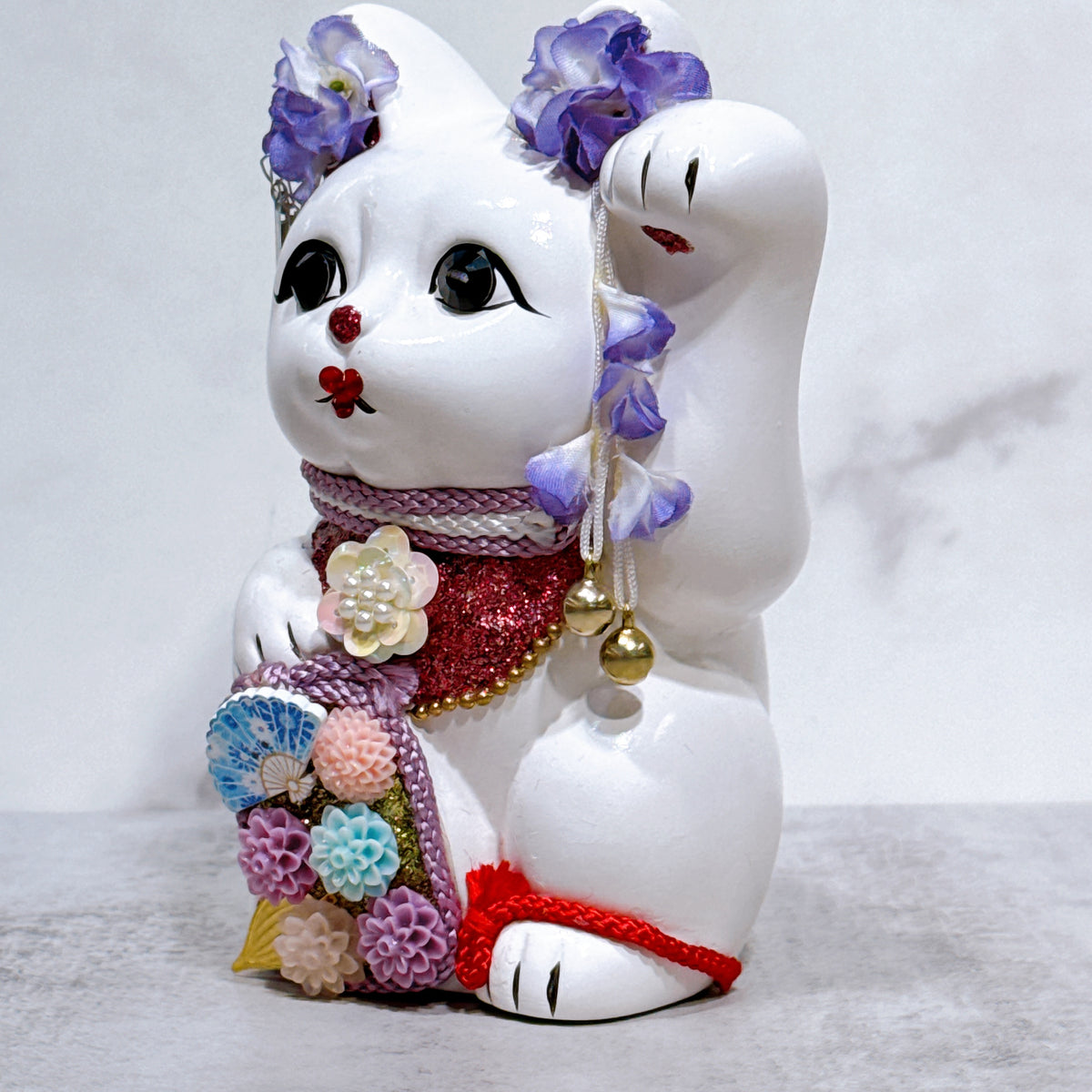 日本花見招財貓 紫蘭倩影 5號 白 左