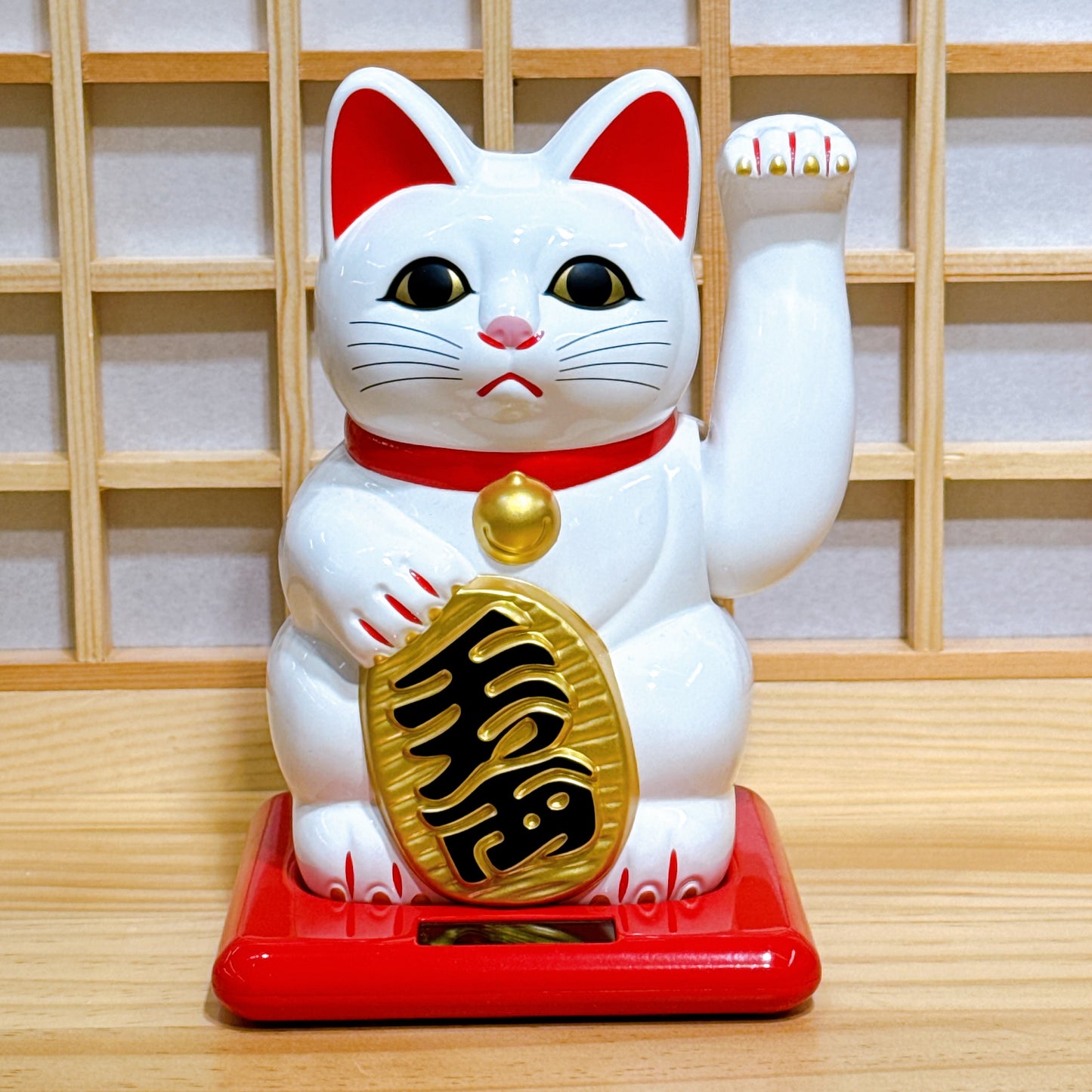 日本好運招財貓 太陽能 白