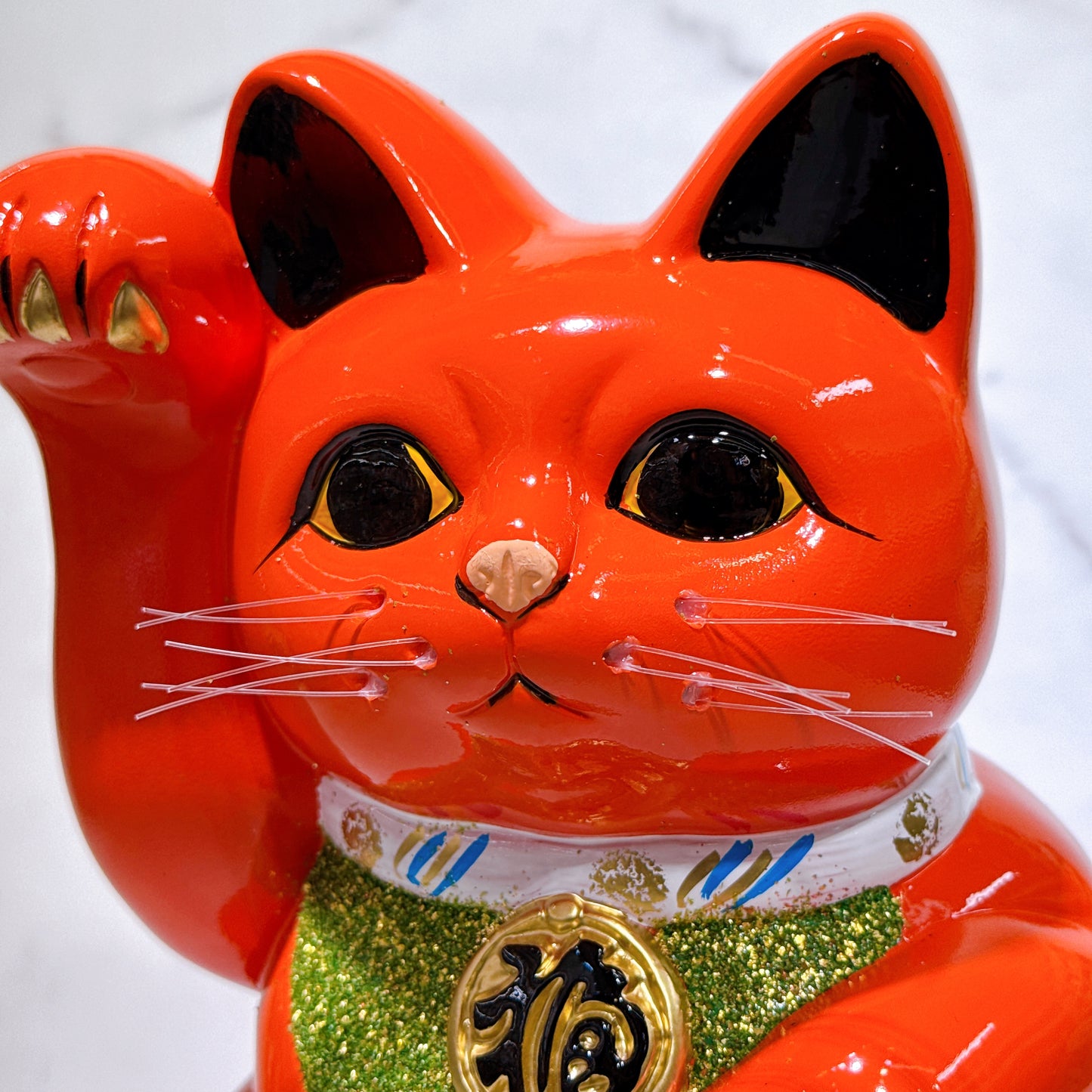 Red 8 Maneki-neko (lucky cat) from Tokoname Koban (Japanese rank).
