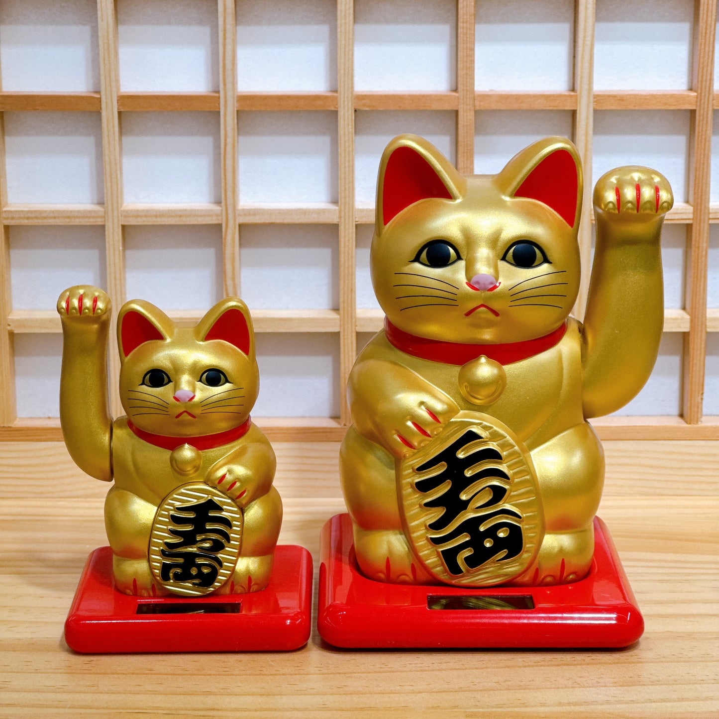 日本好運招財貓 太陽能 金