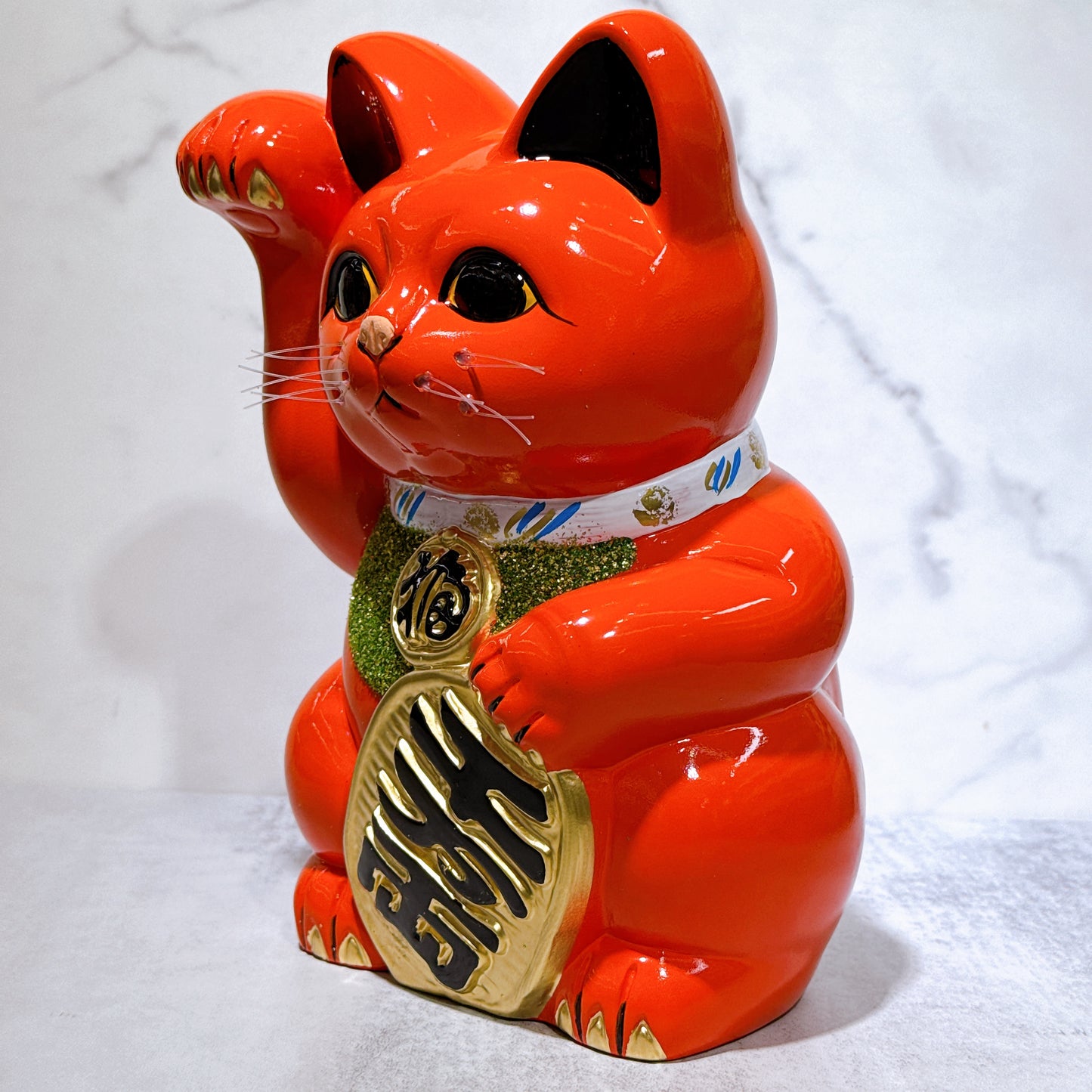 Red 8 Maneki-neko (lucky cat) from Tokoname Koban (Japanese rank).
