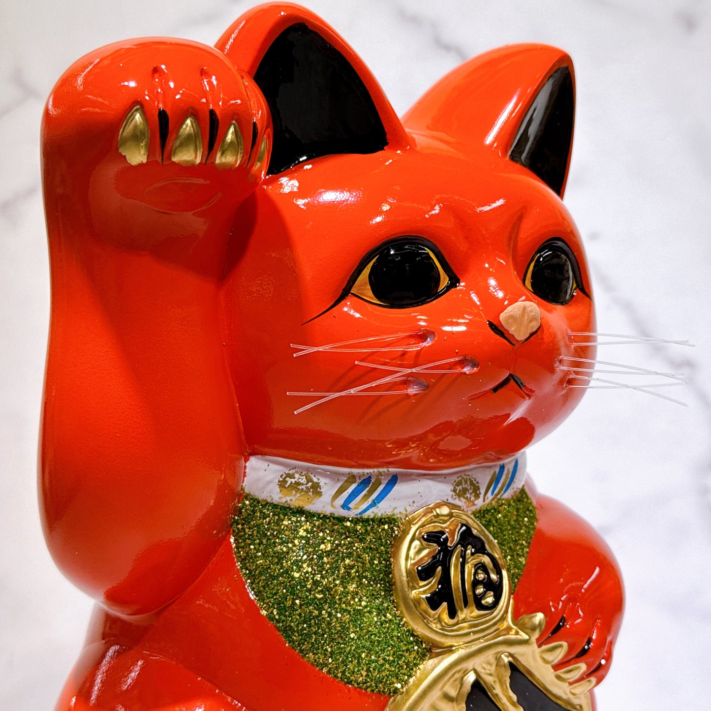Red 8 Maneki-neko (lucky cat) from Tokoname Koban (Japanese rank).