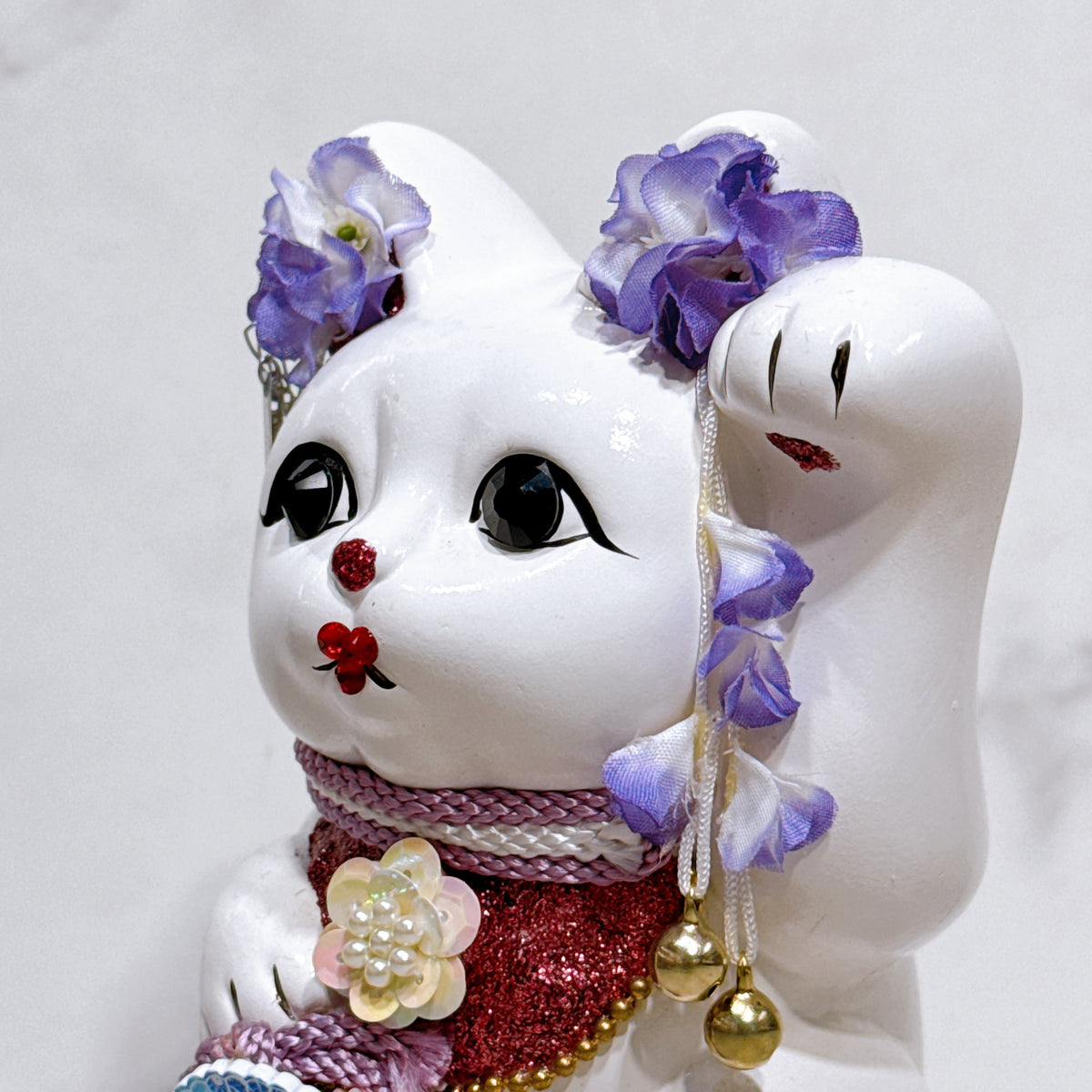 日本花見招財貓 紫蘭倩影 5號 白 左