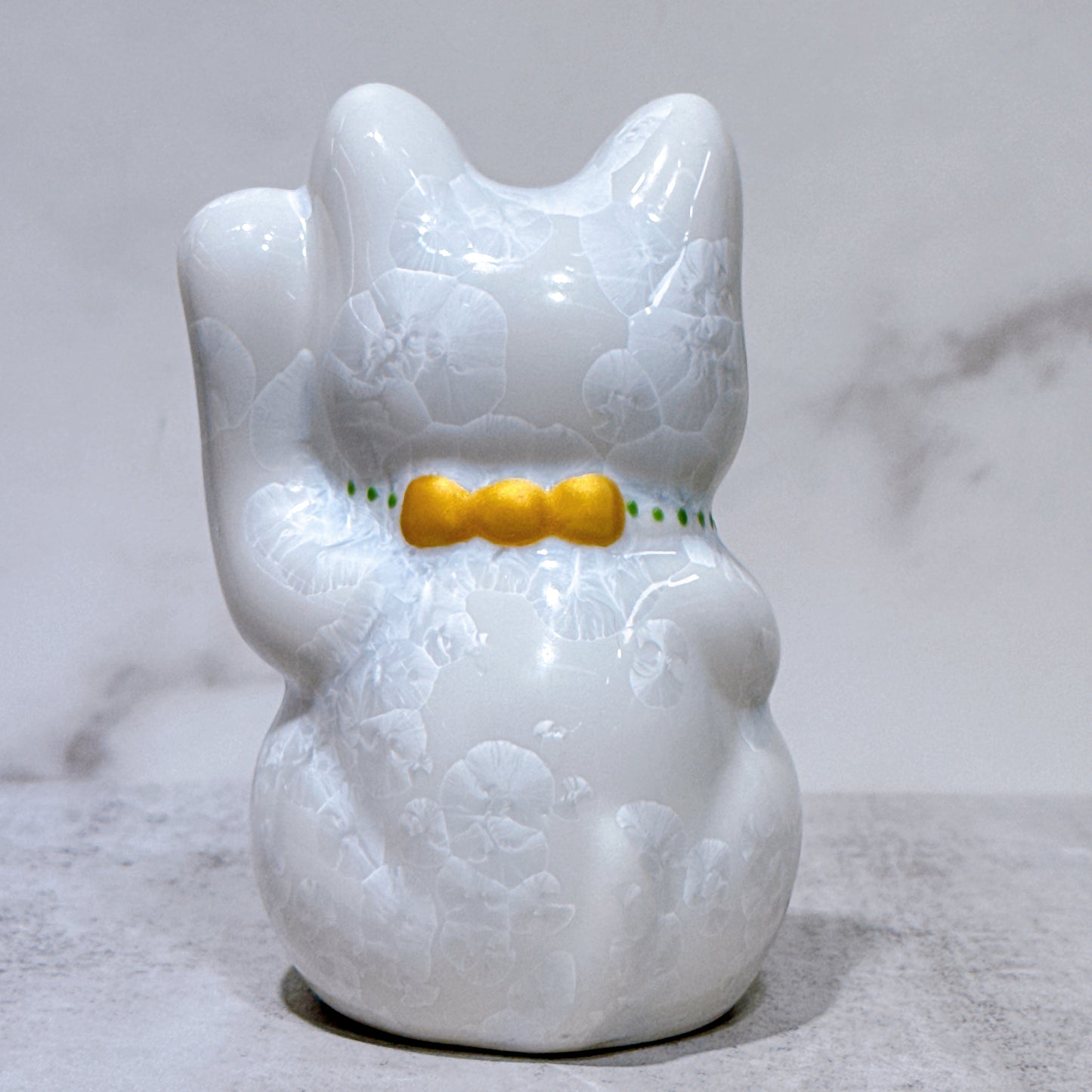 日本清水燒招財貓 花結晶 白 招福 左 特小