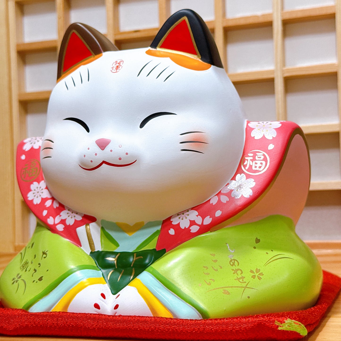 Japanese Nishiki Fusuke Lucky Cat No. 4