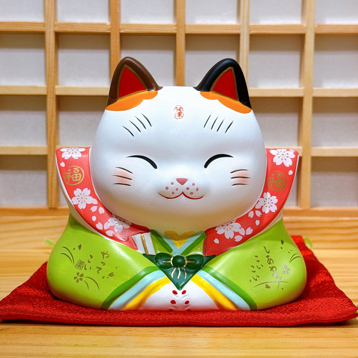 Japanese Nishiki Fusuke Lucky Cat No. 4