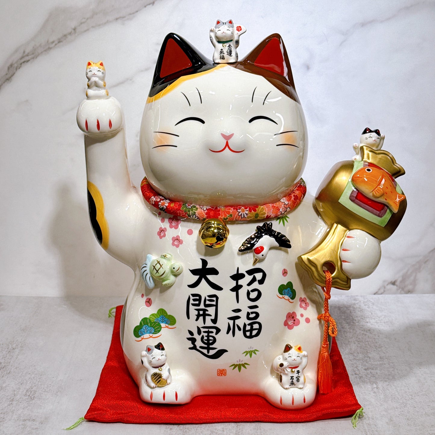 Japanese painted lucky cat, size 11.5 