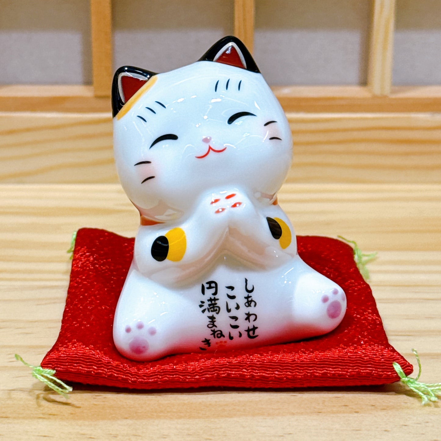 日本円滿祈求招財貓