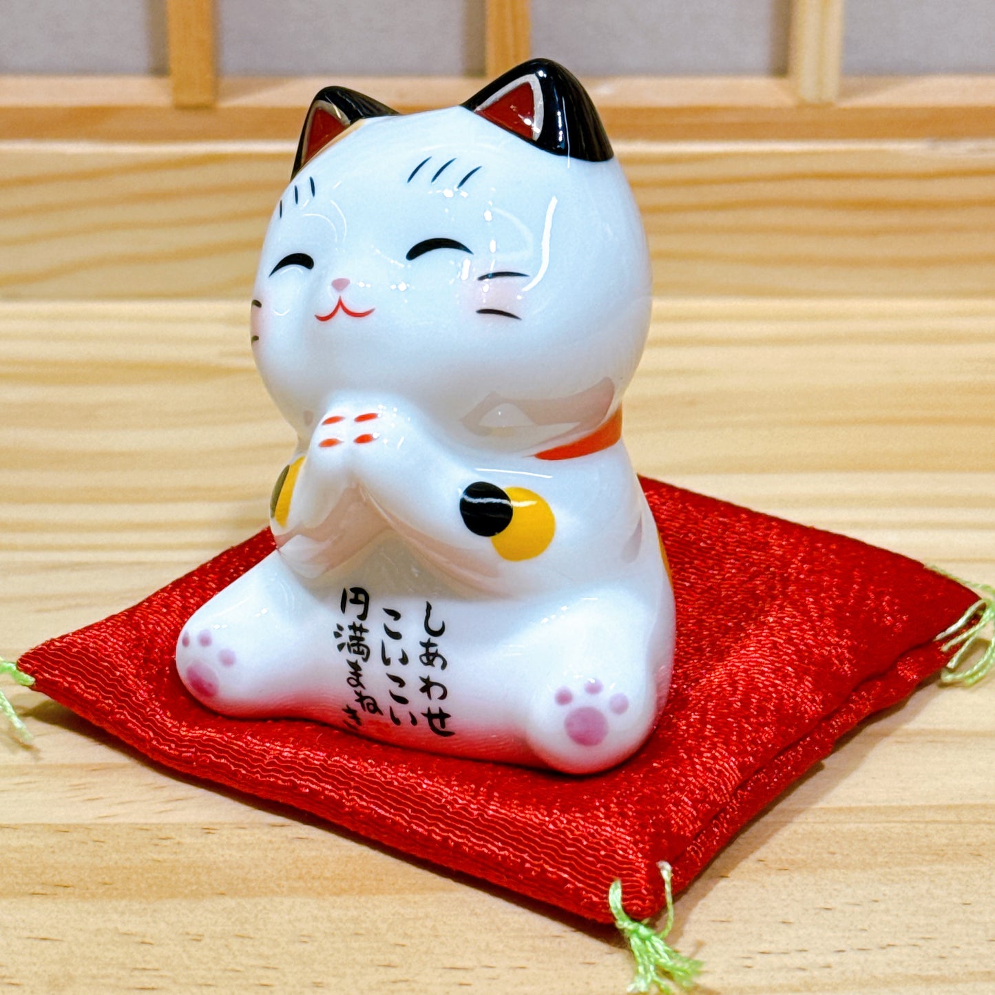 日本円滿祈求招財貓