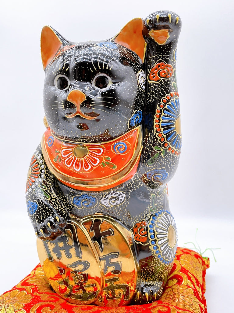 Japanese Kutani-yaki black koban (lucky cat figurine) No. 7