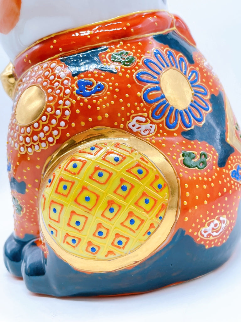 Japanese Kutani-style lucky cat with white hair