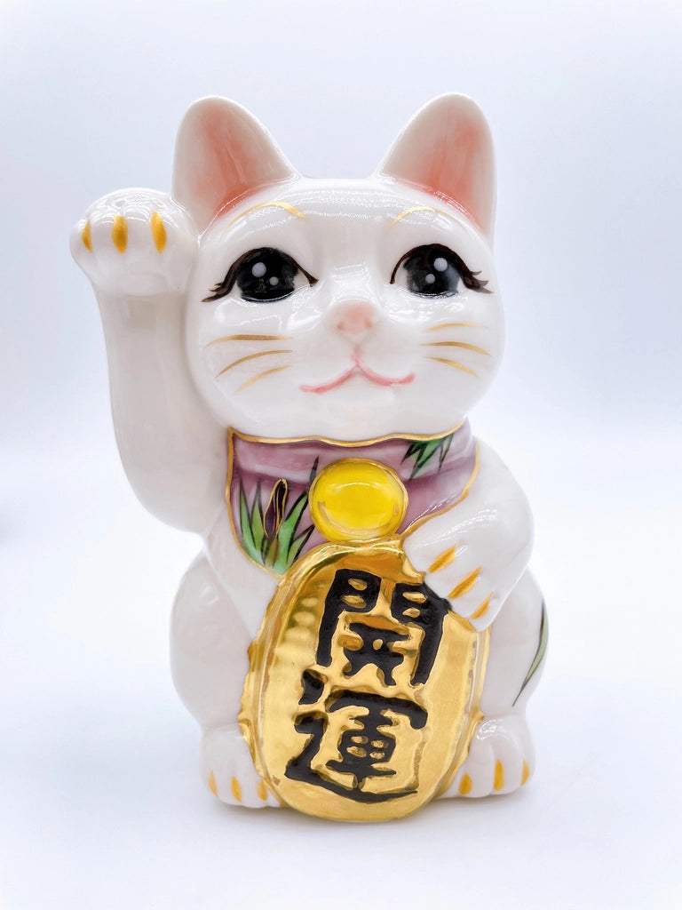Japanese Kiyomizu-style lucky cat with white iris