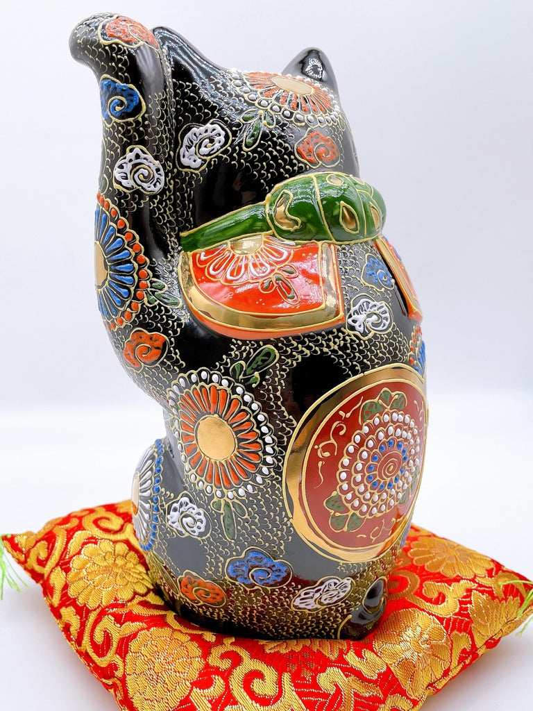 Japanese Kutani-yaki black koban (lucky cat figurine) No. 7